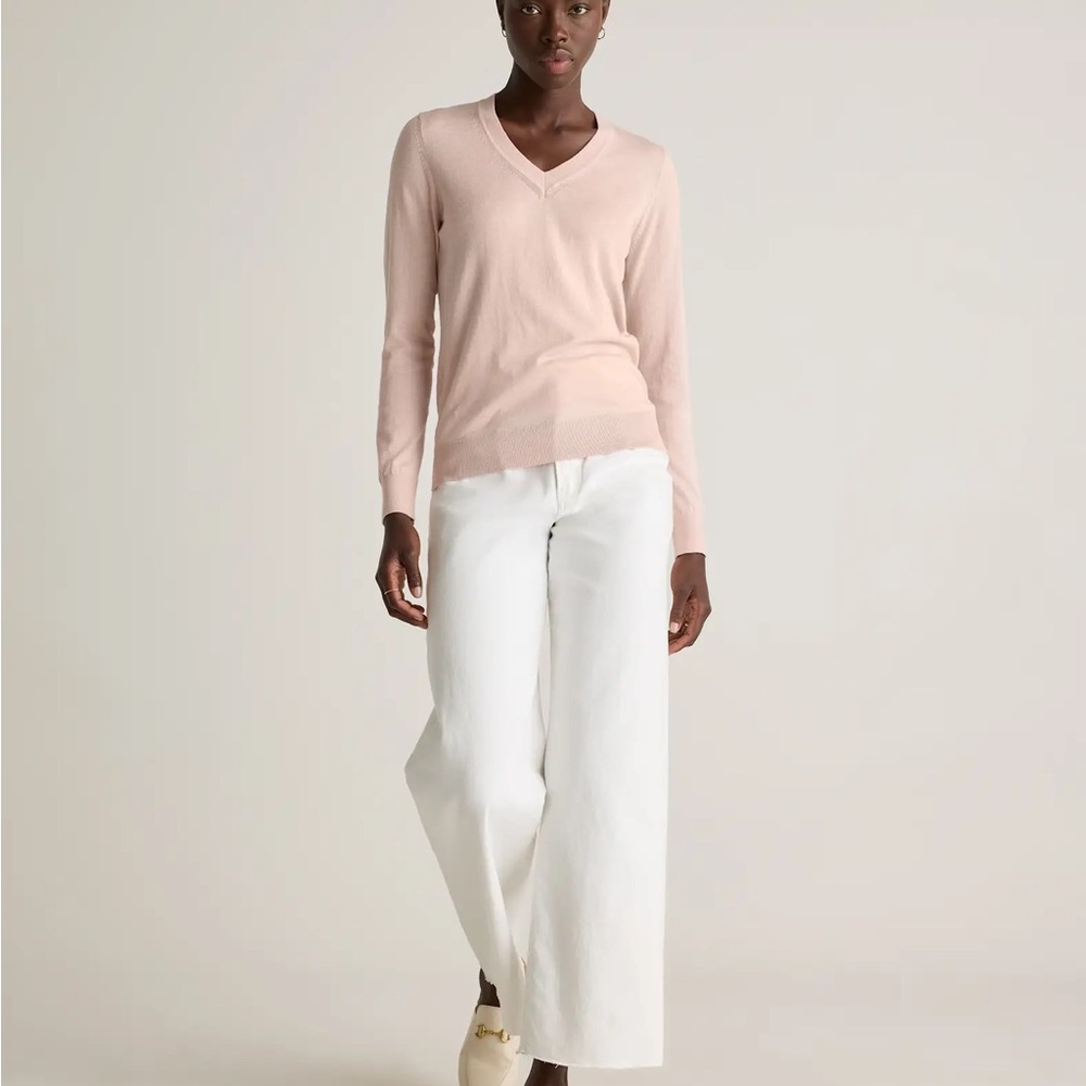 Quince Lightweight Cotton Cashmere V-Neck Sweater in Sugar Stone - Picture 3 of 11